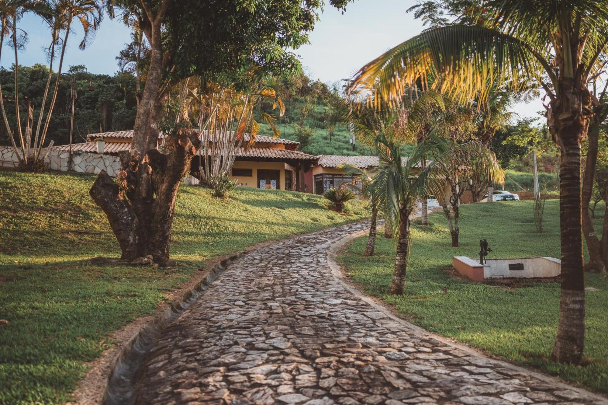 Pousada Duas Marias Lindoia Bagian luar foto
