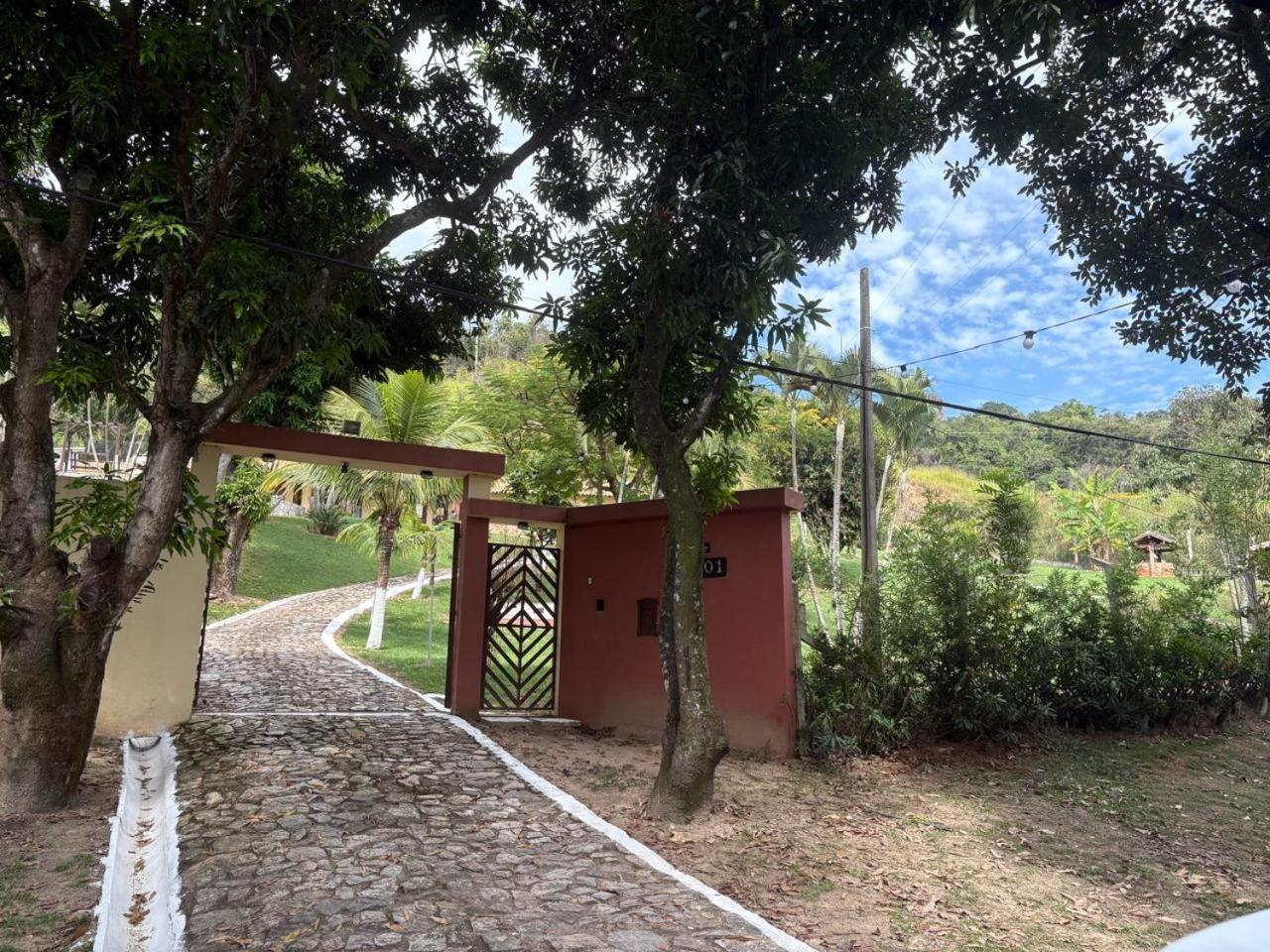 Pousada Duas Marias Lindoia Bagian luar foto
